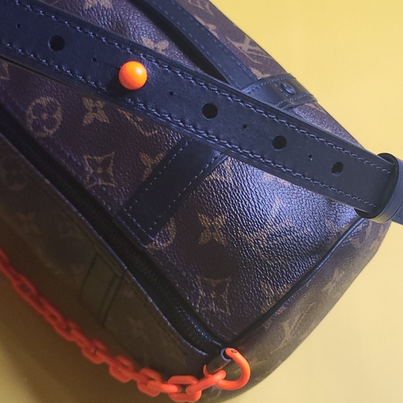 EUC LOUIS VUITTON SOLAR RAY PAPILLON VIRGIL ABLOH - Picture 8 of 17